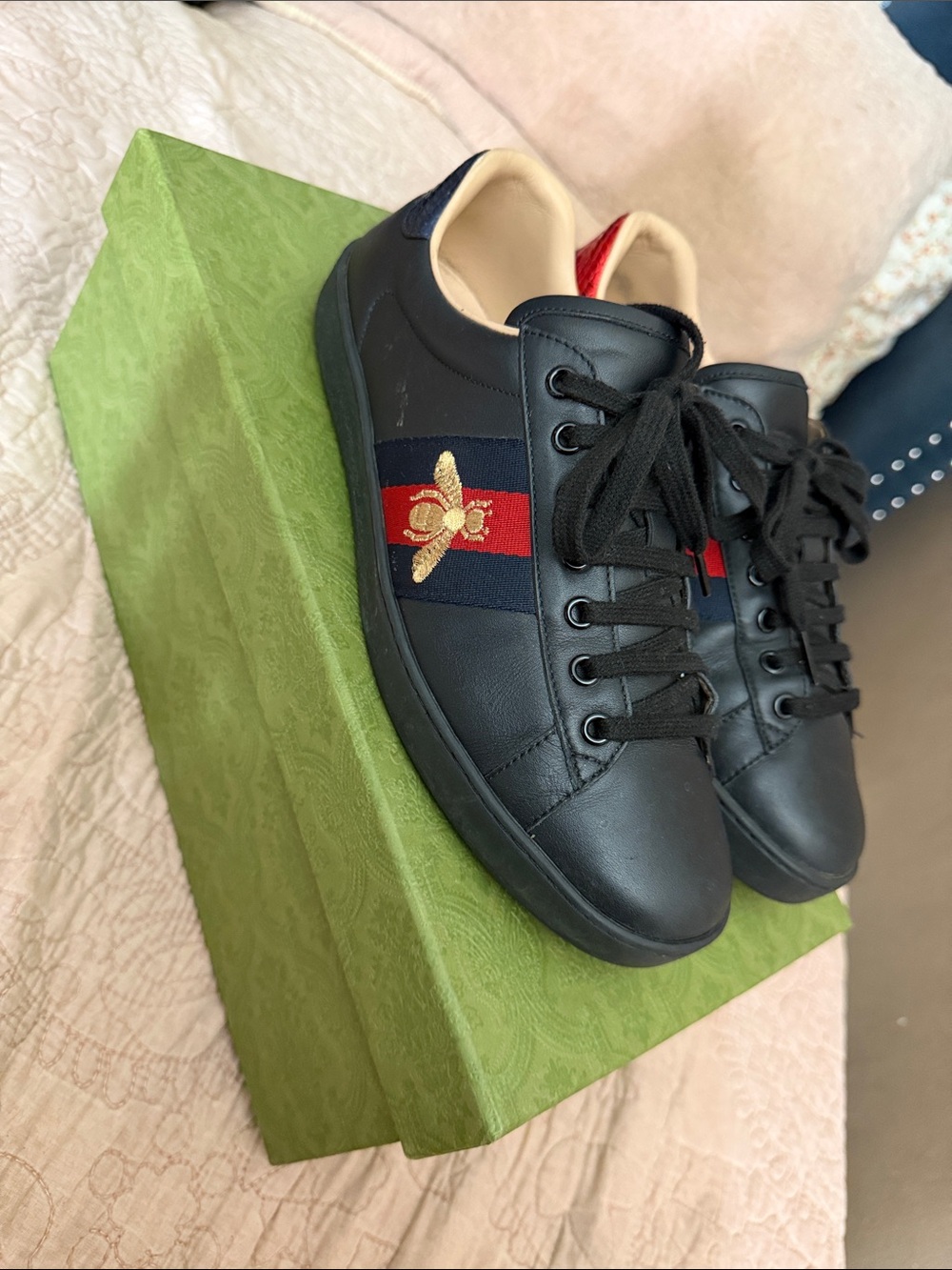 Gucci men  Black Leather Bee Accent Sneakers